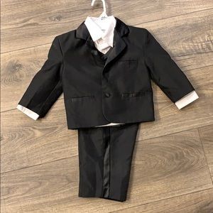 Size 2 toddler tuxedo